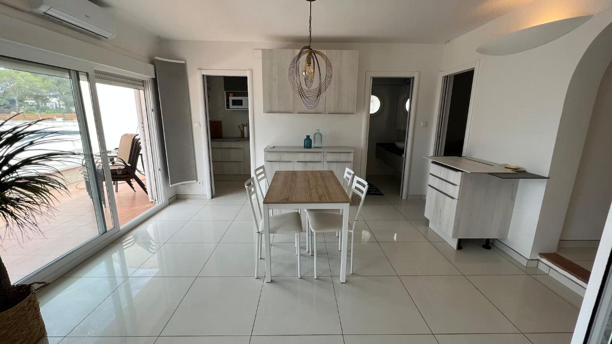 Precioso Apartamento Moderno En Primera Linea Del Mar Av-11 Росас Экстерьер фото