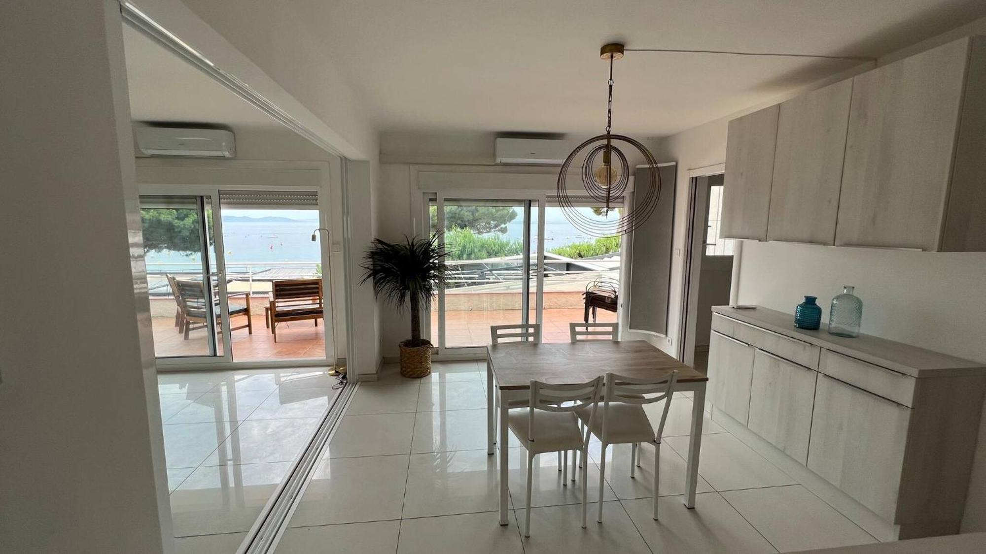 Precioso Apartamento Moderno En Primera Linea Del Mar Av-11 Росас Экстерьер фото