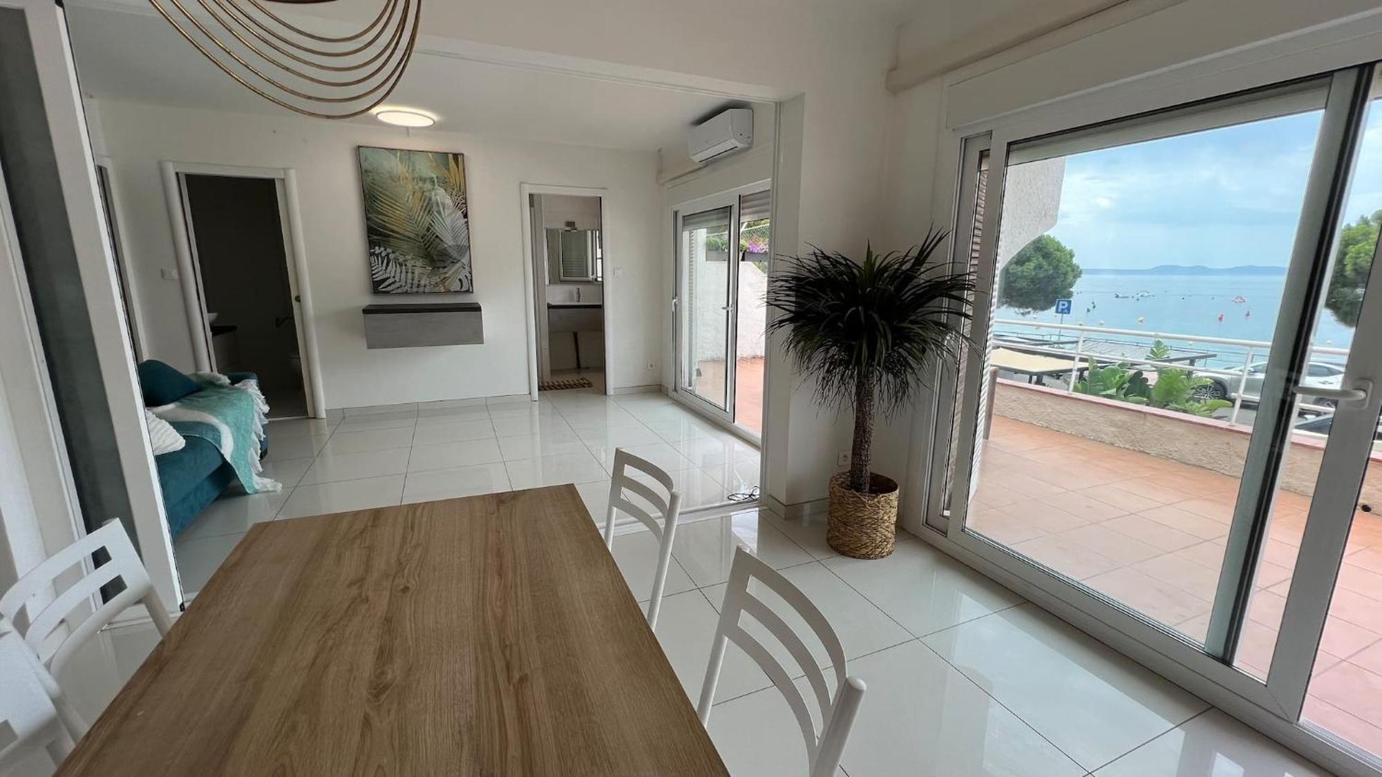 Precioso Apartamento Moderno En Primera Linea Del Mar Av-11 Росас Экстерьер фото